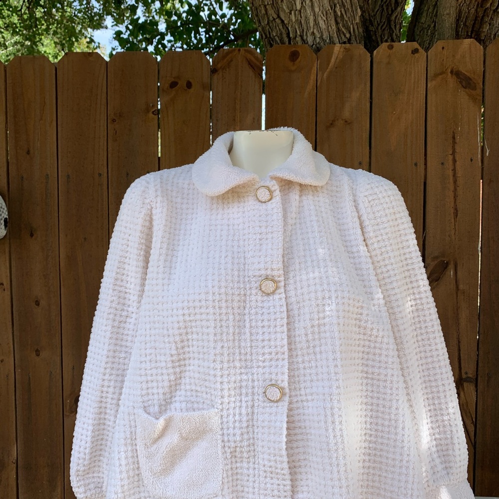 90s Vintage women's jacket size Medium.